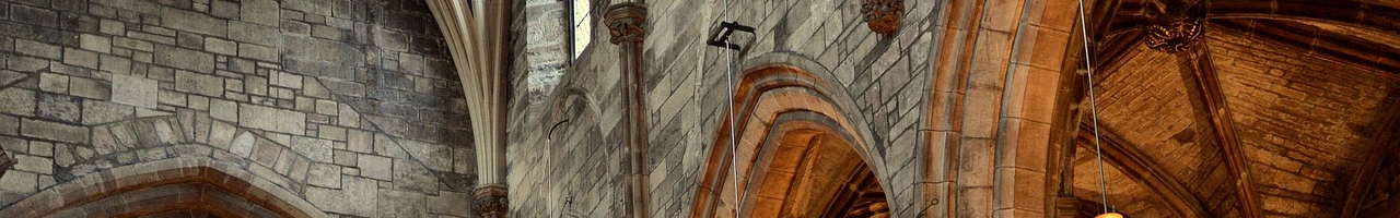 Intérieur d'une cathédrale à Édimbourg (Écosse)