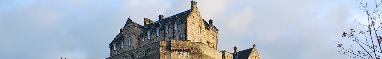 Château d'Édimbourg vu d'en bas (Écosse)