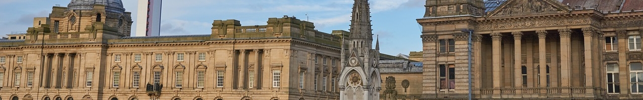 Birmingham Museum and Art Gallery (Clock tower and dome) au centre de Birmingham (Midlands de l'Ouest, Angleterre)
