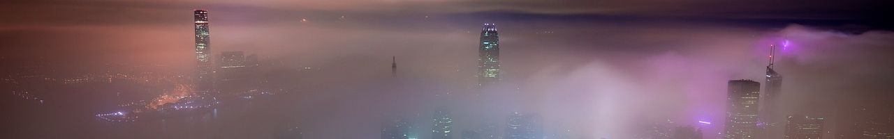 Hong-Kong dans les nuages