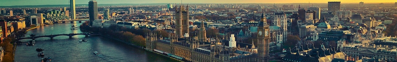 Vue aérienne de Londres et de la rivière Thames (Angleterre)